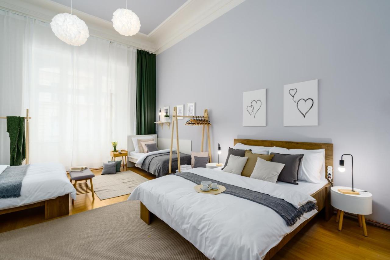 Appartement Modern And Huge Apts In Center By Michal&Friends à Prague Extérieur photo